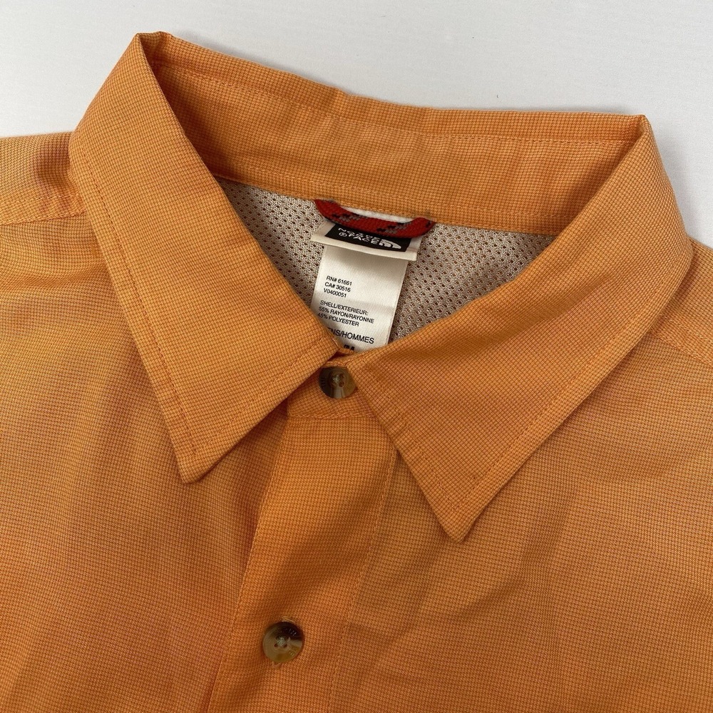 The North Face Button Up Shirt Mens Medium Orange Short Sleeve Textured Hiking‎